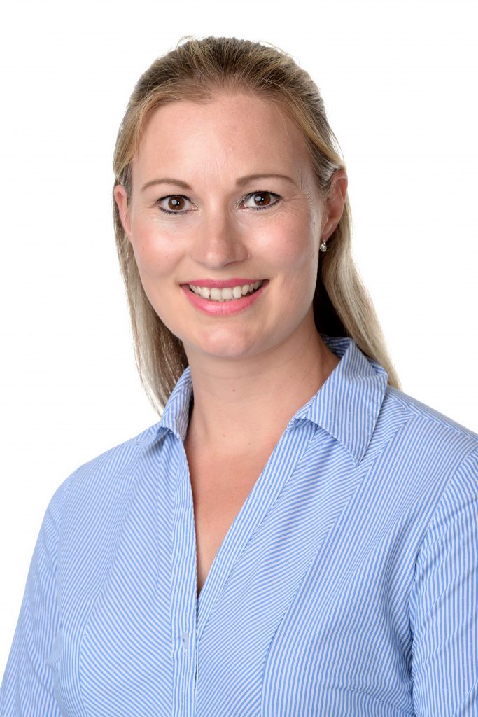 Louise Hampton The Endless Bookcase Books